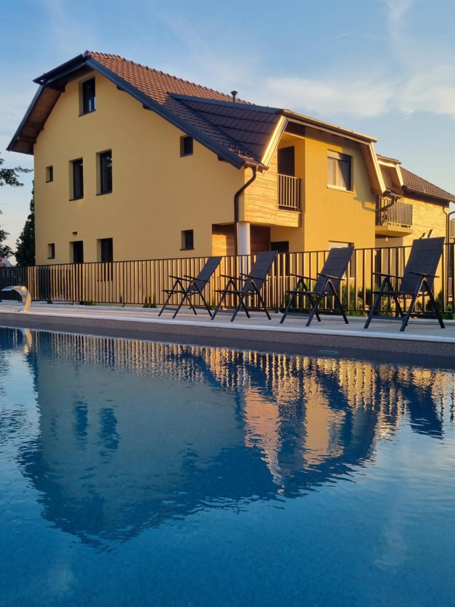 Vila K2 Vrdnik Zewnętrze zdjęcie